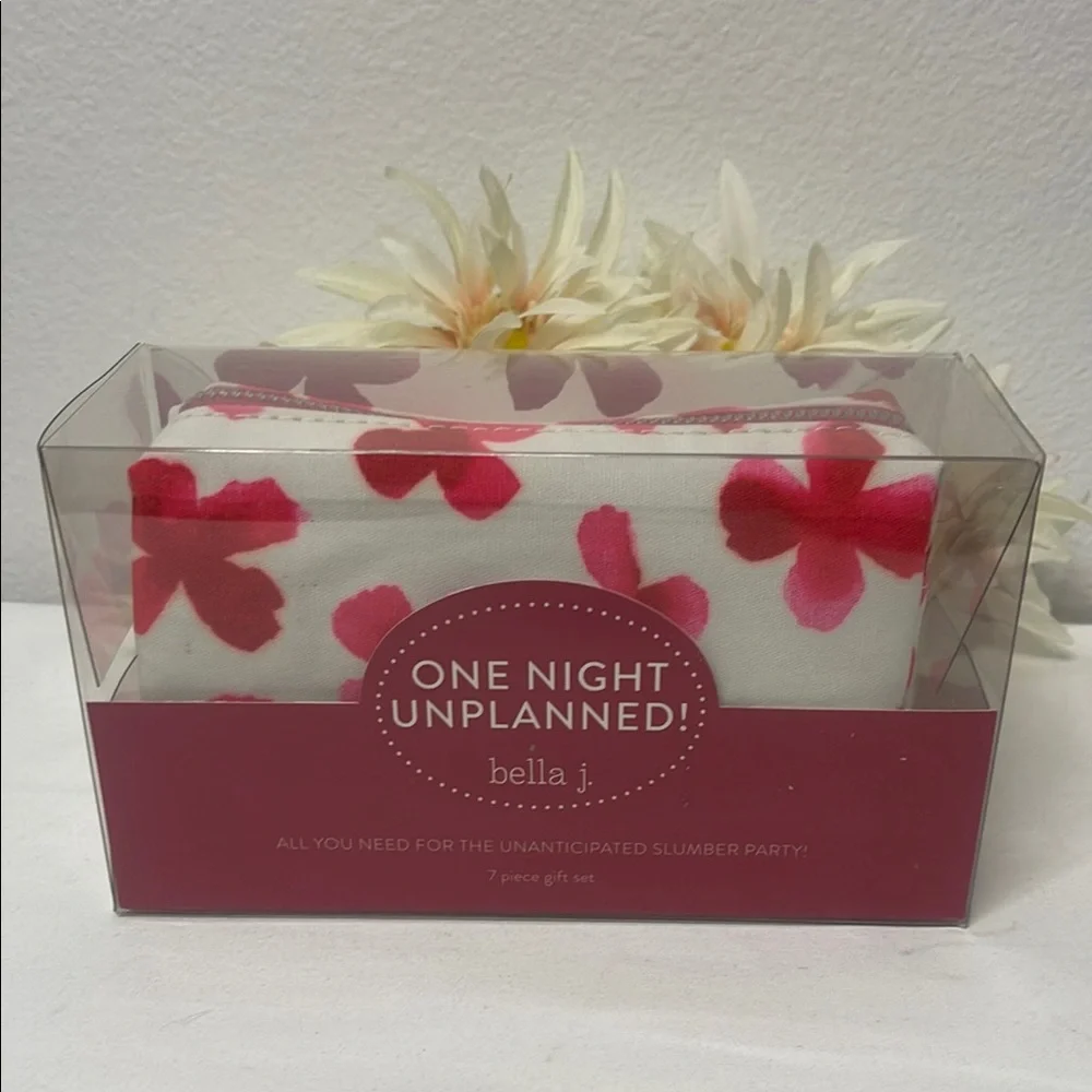 Unplanned Night Out Kit - Picture 3 of 4